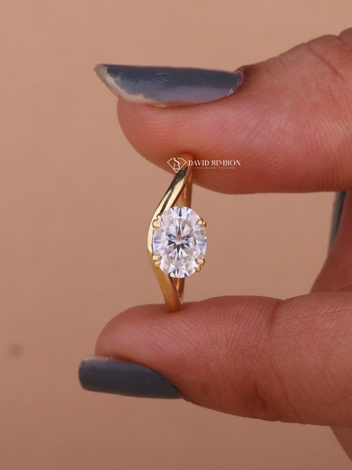 2.50CT-3.50CT Oval Cut Moissanite Diamond Unique Wave Engagement Ring