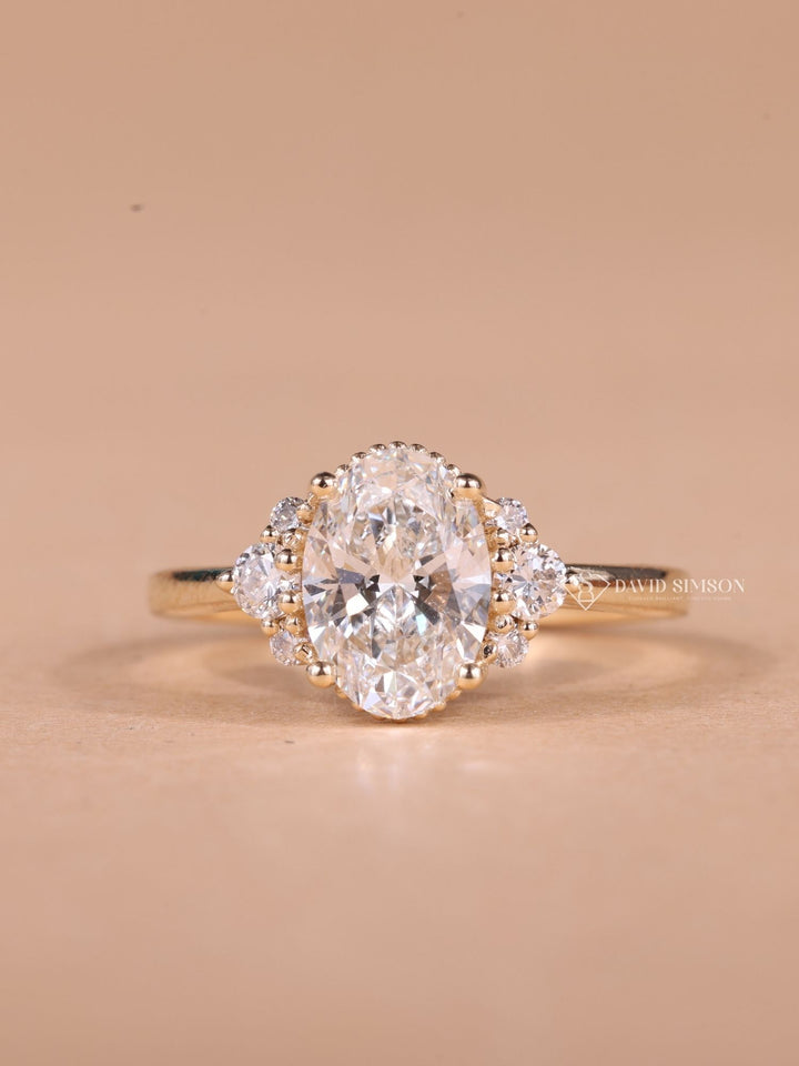 1.0CT-2.0CT Oval Cut Moissanite Diamond Cluster Engagement Ring for Her