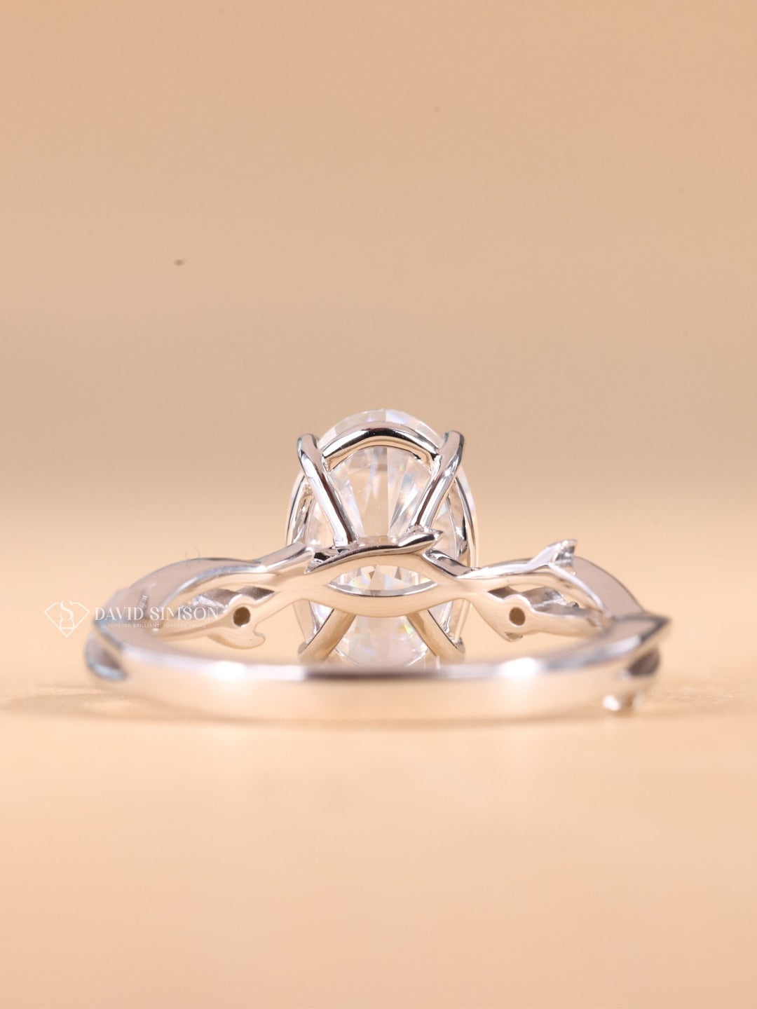 1.50CT-2.50CT Oval Cut Moissanite Nature Inspired Diamond Engagement Ring