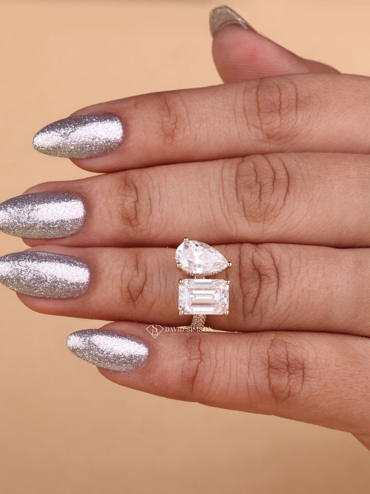 2.0CT Pear & 2.0CT Emerald Cut Moissanite Diamond Toi et Moi Engagement Ring