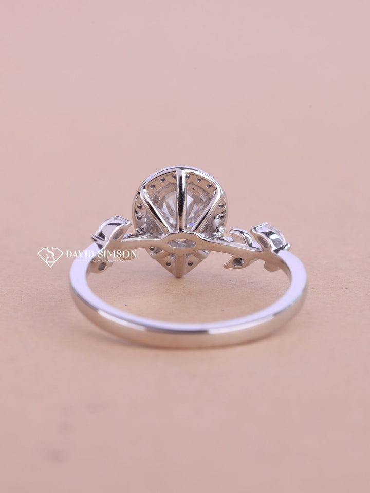 1.0CT-2.0CT Pear Cut Halo Moissanite Diamond Nature Inspired Engagement Ring