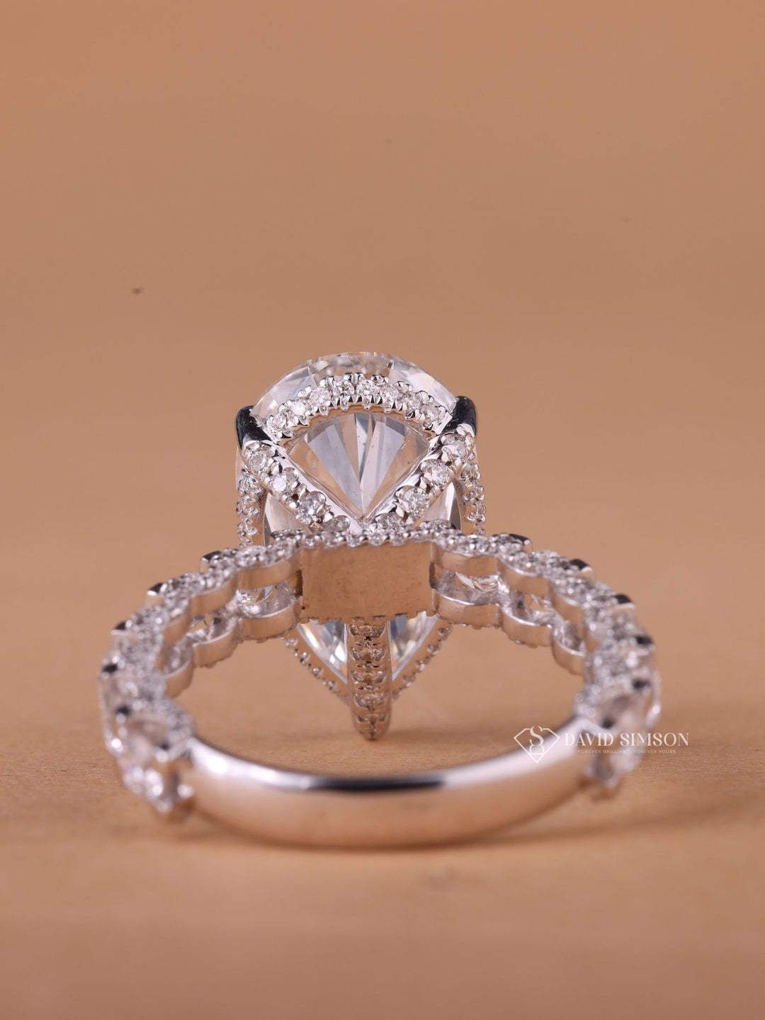 5.0CT-7.0CT Pear Cut Moissanite Diamond Hidden Halo & Unique Pave Engagement Ring