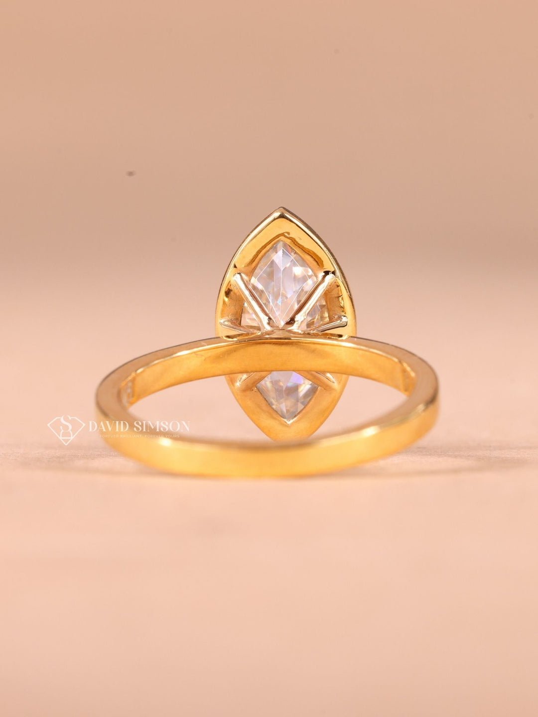 3.0CT-4.0CT Bezel Set Marquise Cut Moissanite Diamond Engagement Ring