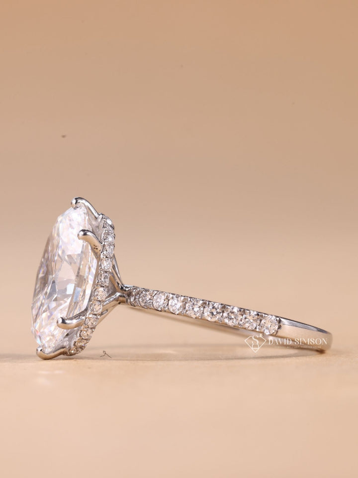 2.50CT-3.50CT Oval Cut Diamond Hidden Halo Moissanite Engagement Ring