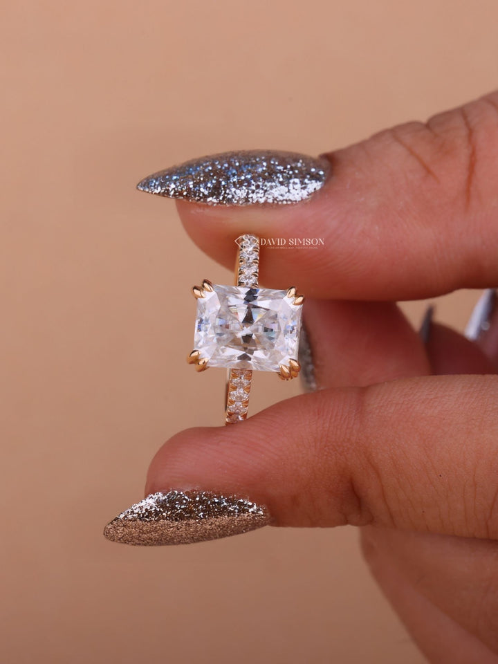 2.0CT-3.0CT Radiant Cut Moissanite Hidden Halo Diamond Engagement Ring