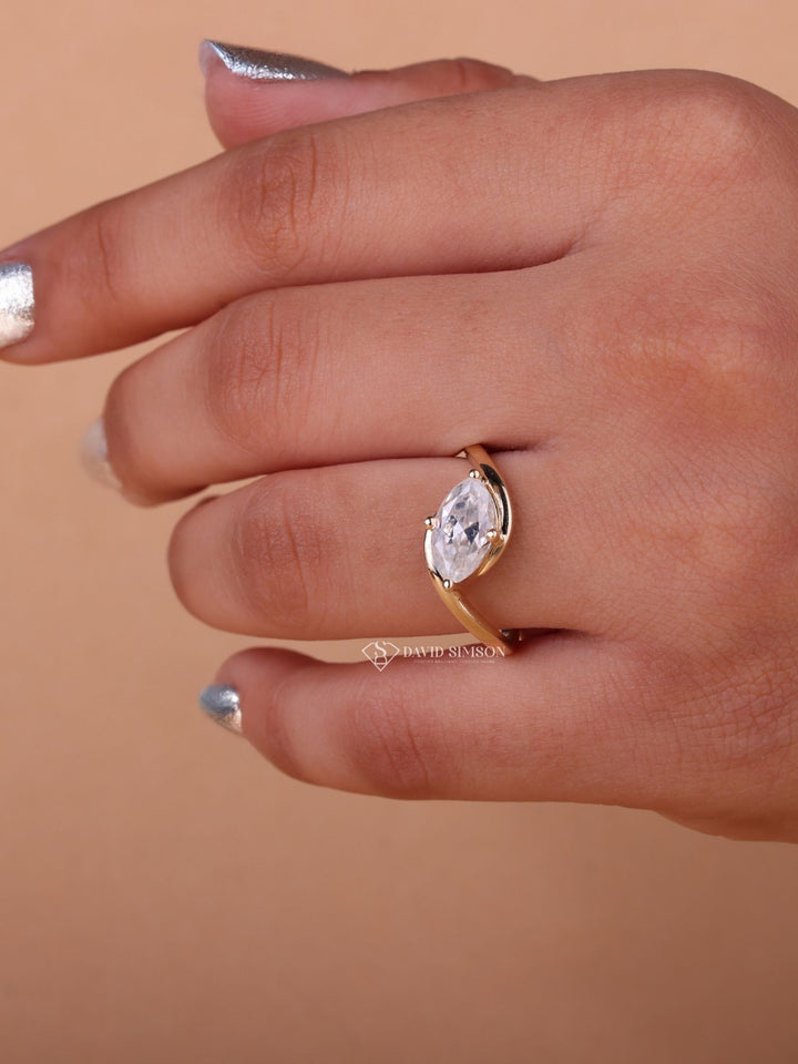 1.0CT-2.0CT East West Marquise Cut Moissanite Diamond Unique Engagement Ring