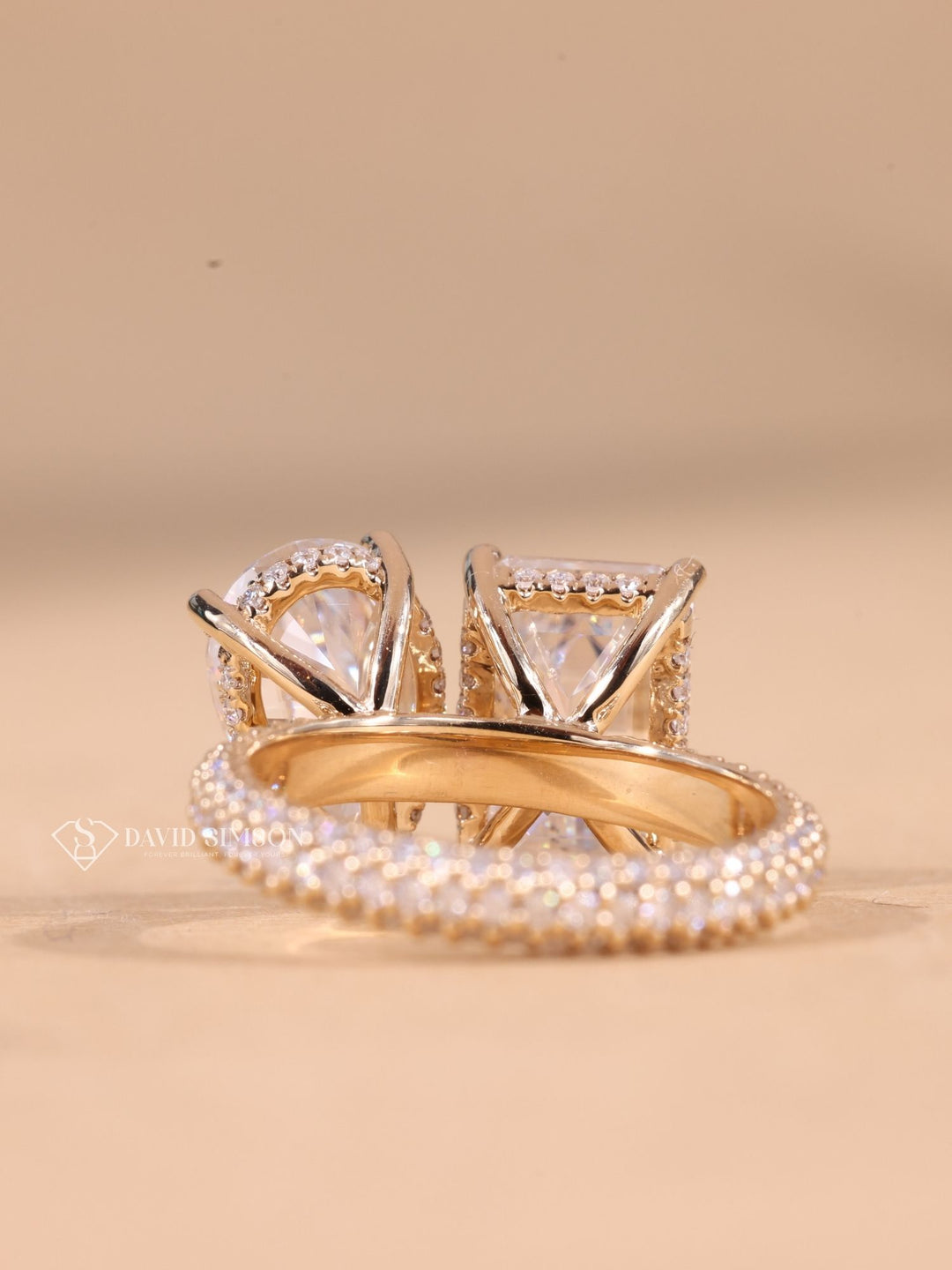 2.0CT Pear & 2.0CT Emerald Cut Moissanite Diamond Toi et Moi Engagement Ring