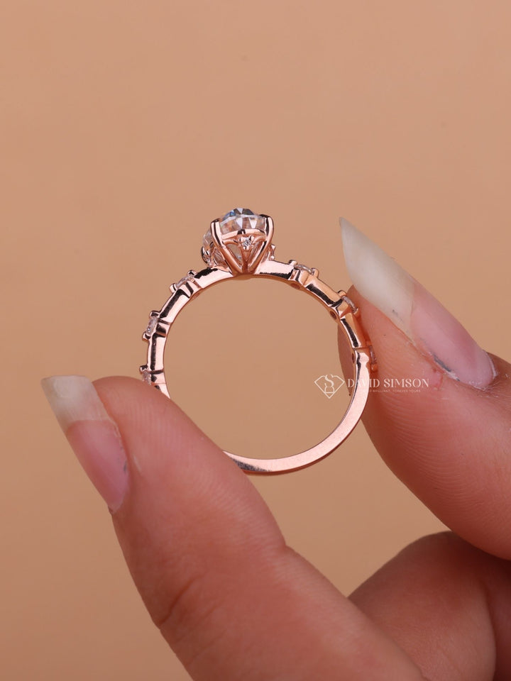 2.50CT-3.50CT Oval Cut Moissanite Diamond Distance Pave Engagement Ring