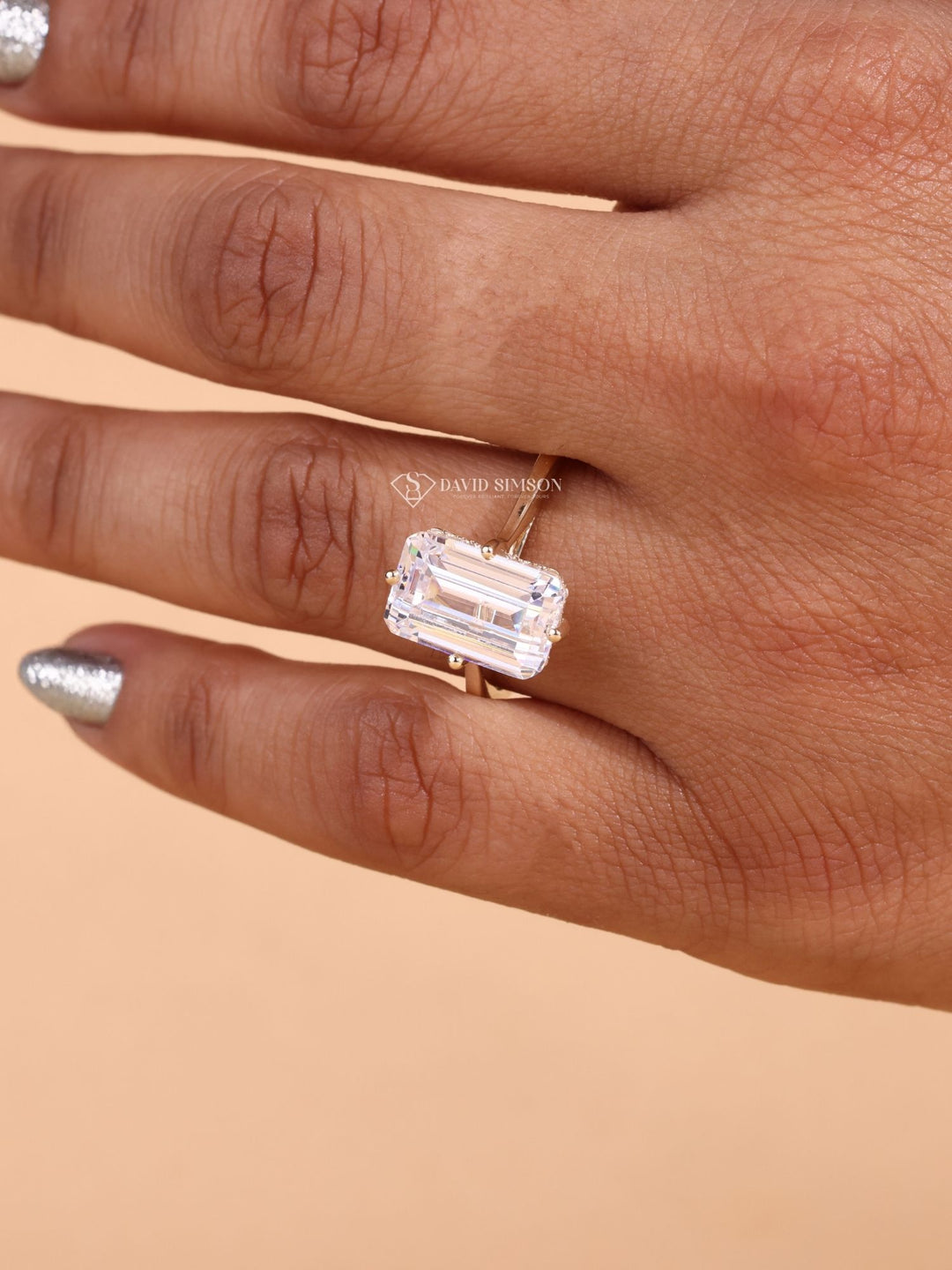 5.0CT-6.0CT Emerald Cut Moissanite Hidden Halo Diamond Engagement Ring