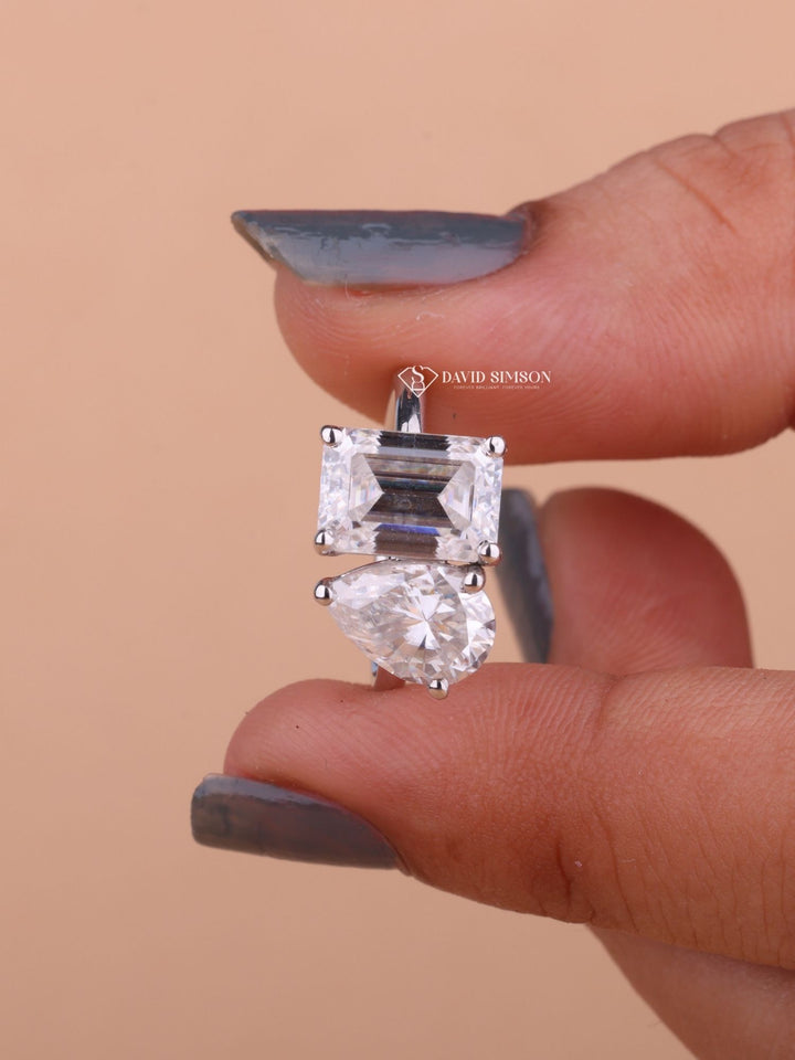 2.50CT Emerald & 2.0CT Pear Cut Moissanite Diamond Two Stone Engagement Ring