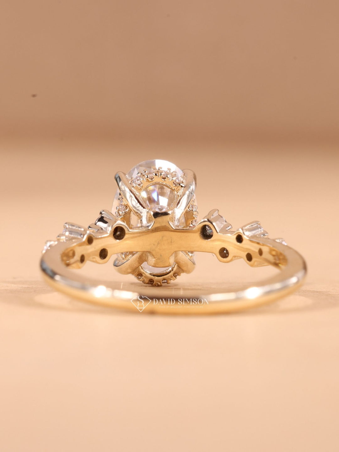 3.0CT-4.0CT Oval Cut Diamond Moissanite Zig Zag Pave Engagement Ring