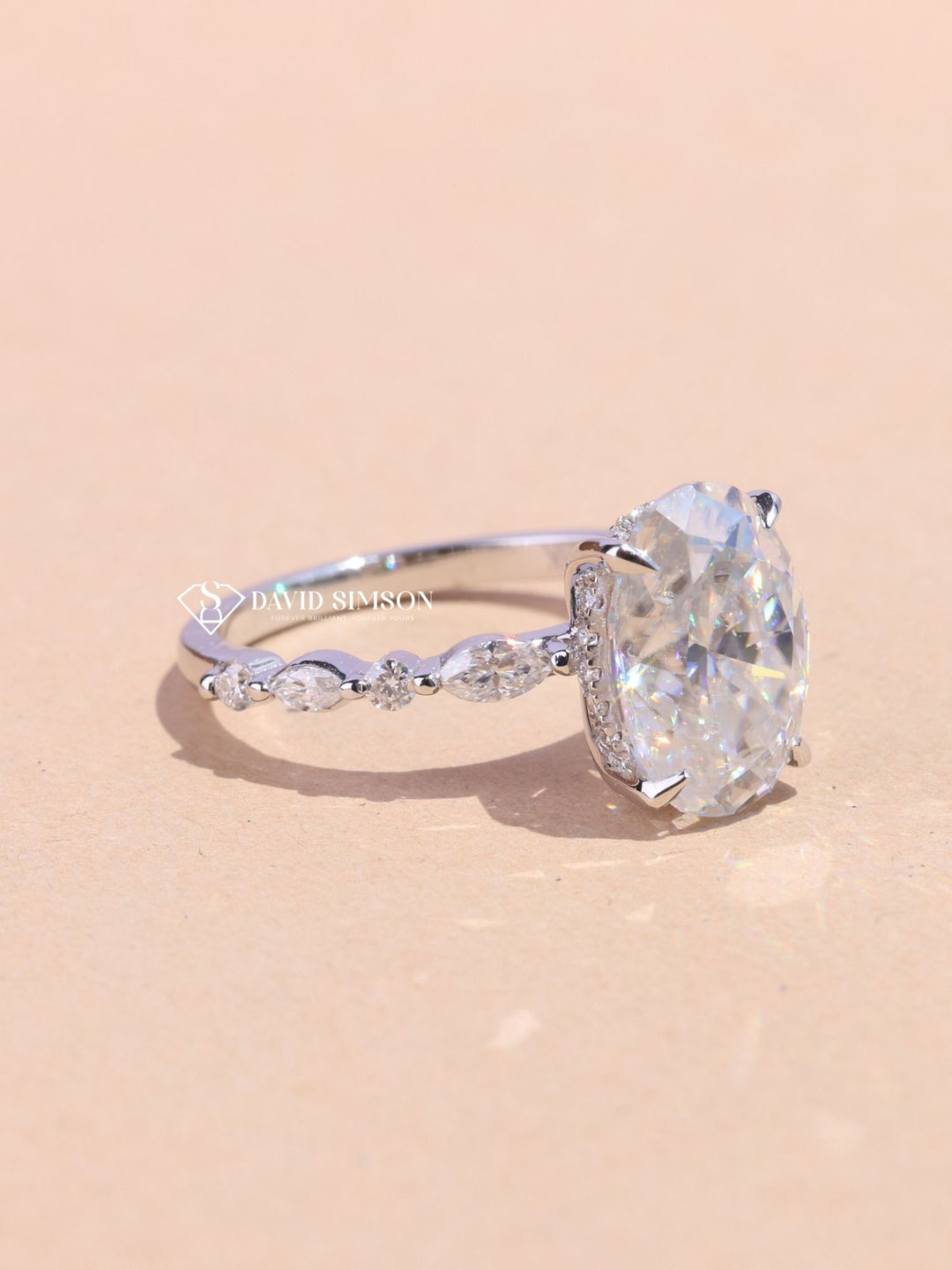 3.50CT-4.50CT Oval Cut Moissanite Hidden Halo Diamond Engagement Ring