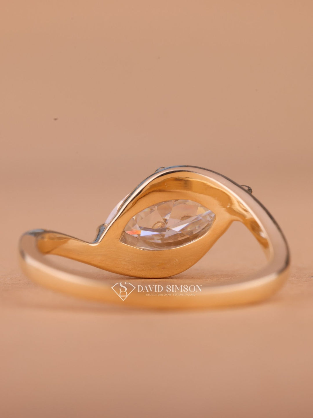 2.0CT-3.0CT Marquise Cut Moissanite Diamond East West Wave Engagement Ring