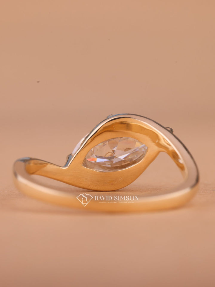 2.0CT-3.0CT Marquise Cut Moissanite Diamond East West Wave Engagement Ring