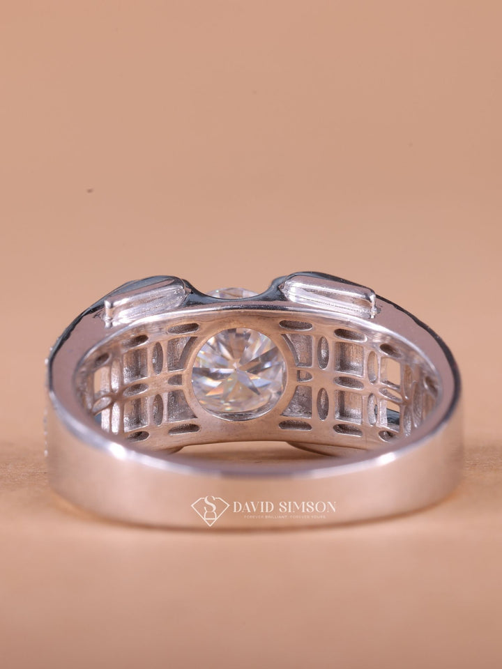 Round Cut Moissanite Diamond Vintage Pave Men's Wedding Ring