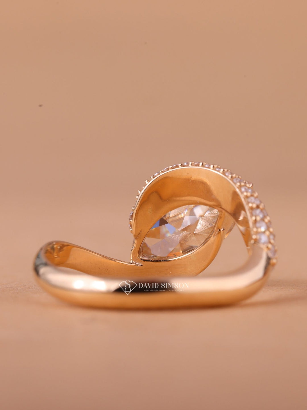 2.50CT-3.50CT Yellow Marquise Cut Moissanite Diamond Unique Engagement Ring