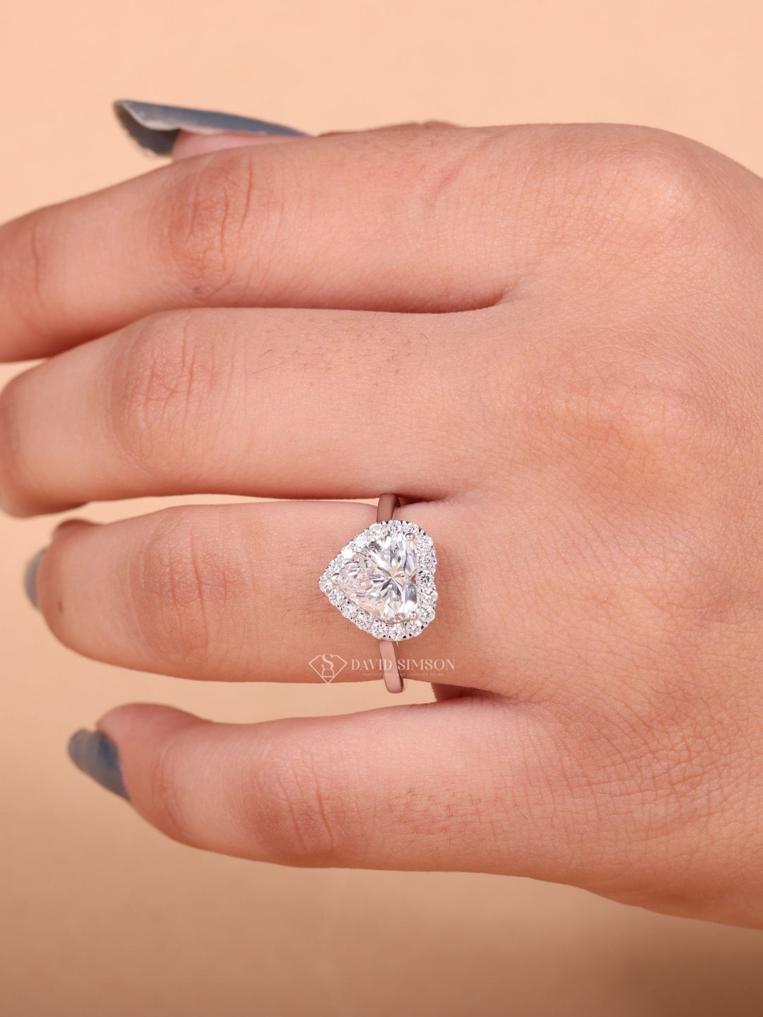 2.0CT-3.0CT Heart Shape Moissanite Halo Diamond Engagement Ring