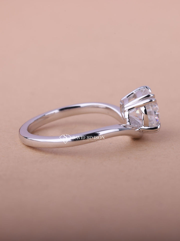 2.0CT-3.0CT East West Oval Cut Moissanite Diamond Wave Engagement Ring