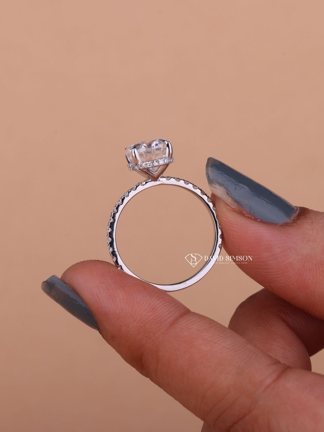 2.50CT-3.50CT Oval Cut Moissanite Hidden Halo Diamond Engagement Ring