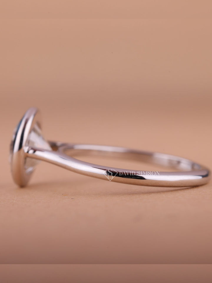 2.50CT-3.50CT Round Cut Moissanite Diamond Bezel Set Engagement Ring