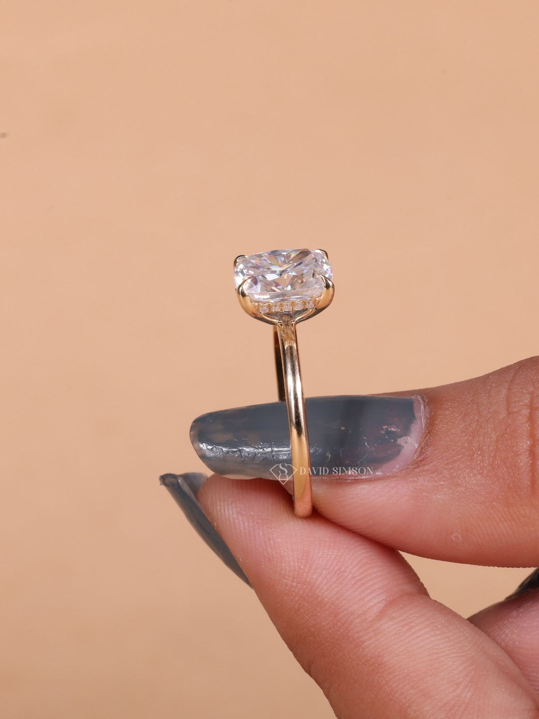 2.50CT-3.50CT Cushion Cut Moissanite Hidden Halo Diamond Engagement Ring