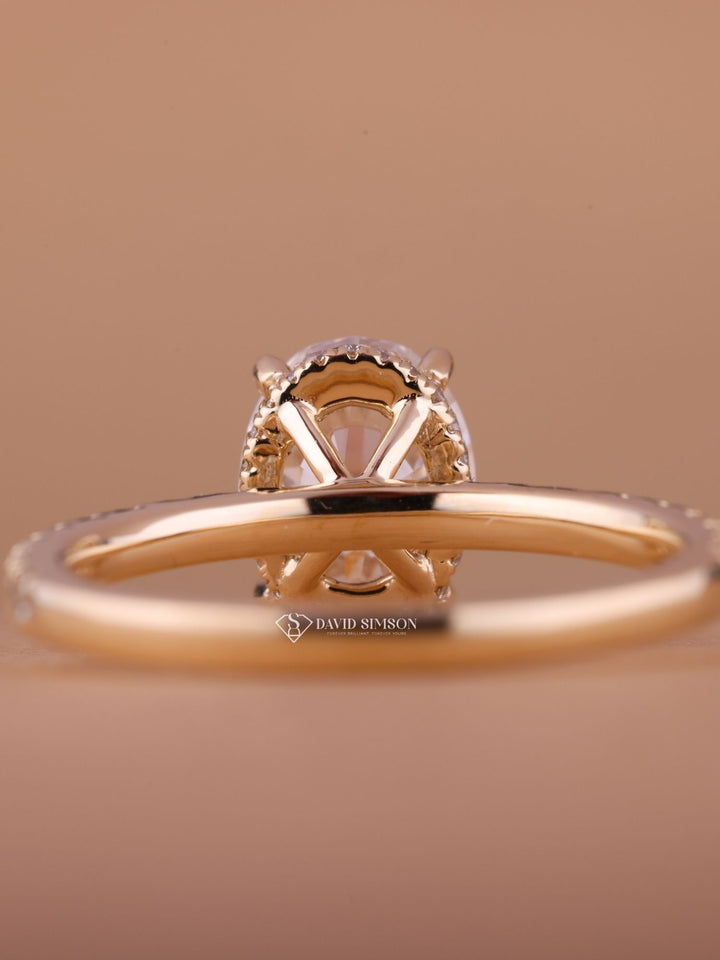 2.50CT-3.50CT Oval Cut Moissanite Diamond Hidden Halo Engagement Ring