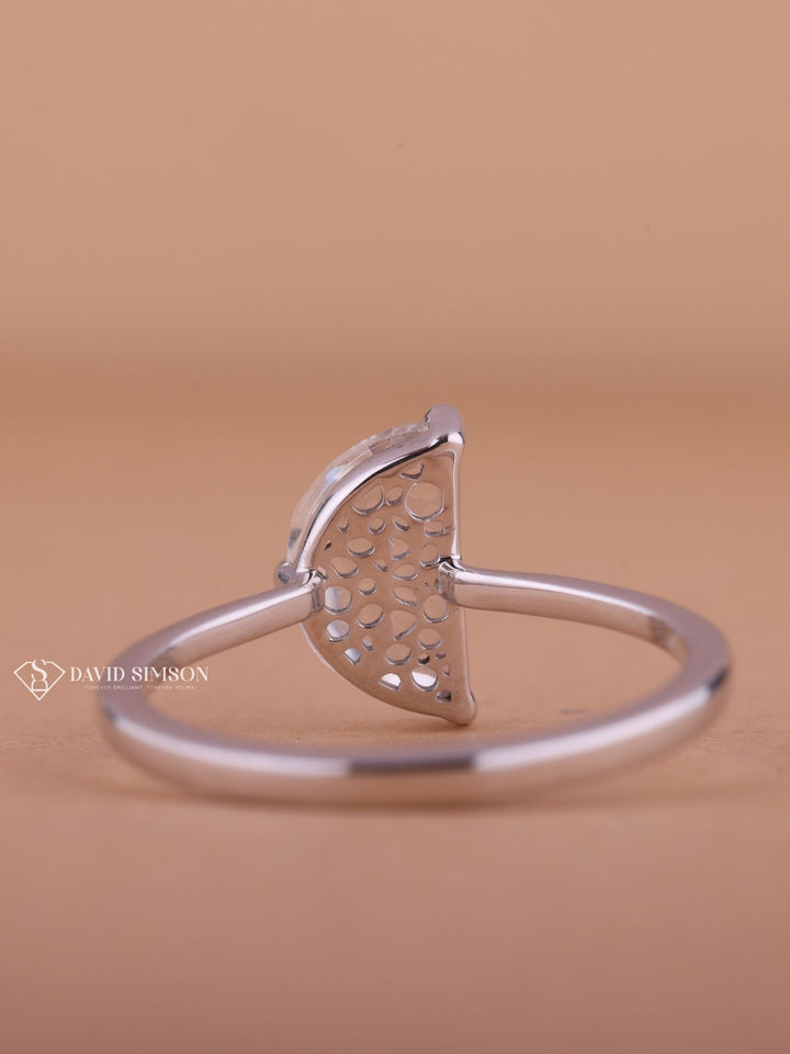 1.0CT-2.0CT Half Moon Cut Moissanite Solitaire Diamond Engagement Ring