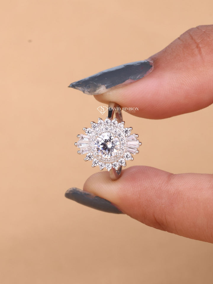 0.50CT-1.50CT Round Cut Moissanite Diamond Halo Cluster Engagement Ring