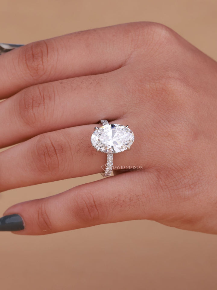 5.0CT-7.0CT Oval Cut Moissanite Diamond Hidden Halo Engagement Ring