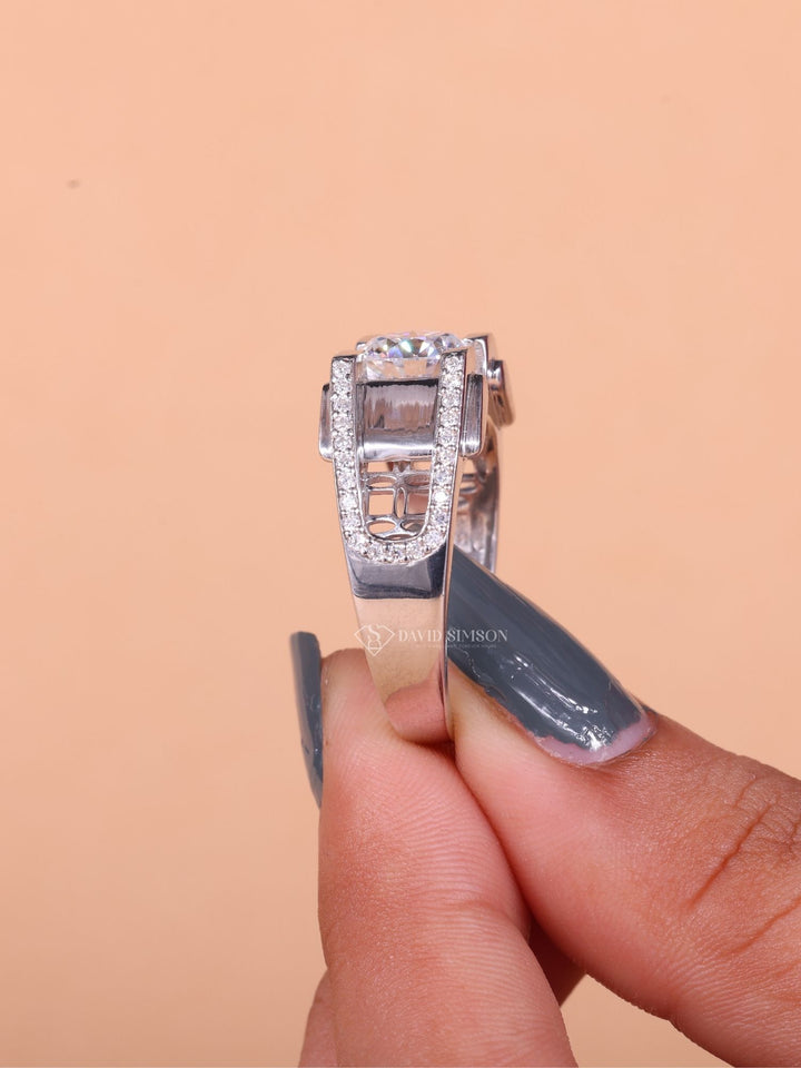 Round Cut Moissanite Diamond Vintage Pave Men's Wedding Ring