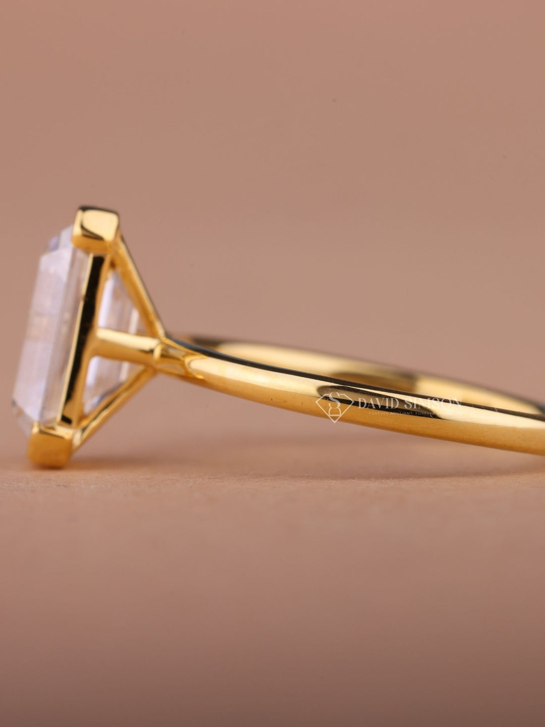 3.0CT-5.0CT Half Bezel Set Emerald Cut Moissanite Diamond Engagement Ring