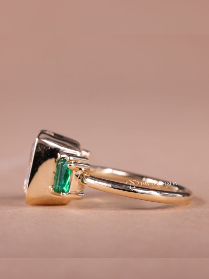 4.0CT-5.0CT Emerald Cut Moissanite Diamond Three Stone Engagement Ring