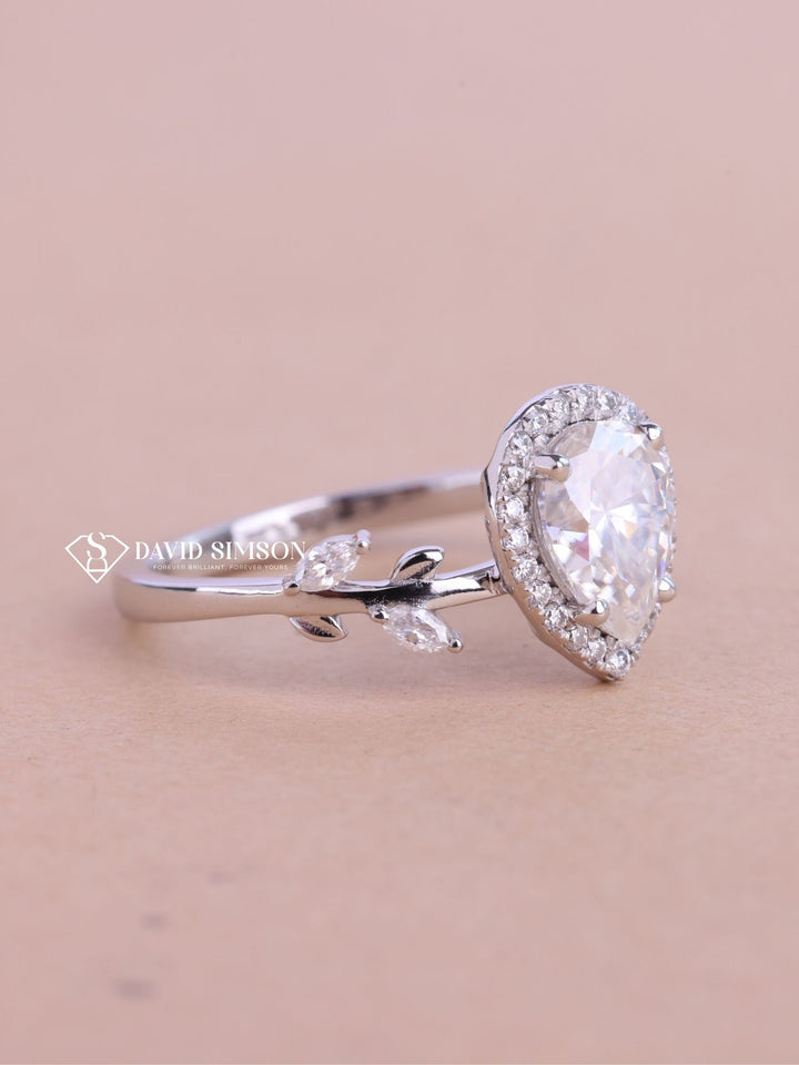 1.0CT-2.0CT Pear Cut Halo Moissanite Diamond Nature Inspired Engagement Ring