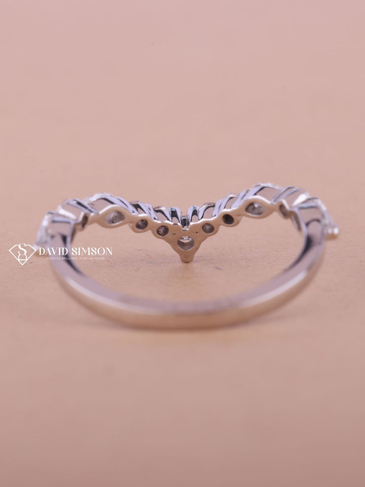 Round & Marquise Cut Moissanite Curved Diamond Wedding Band