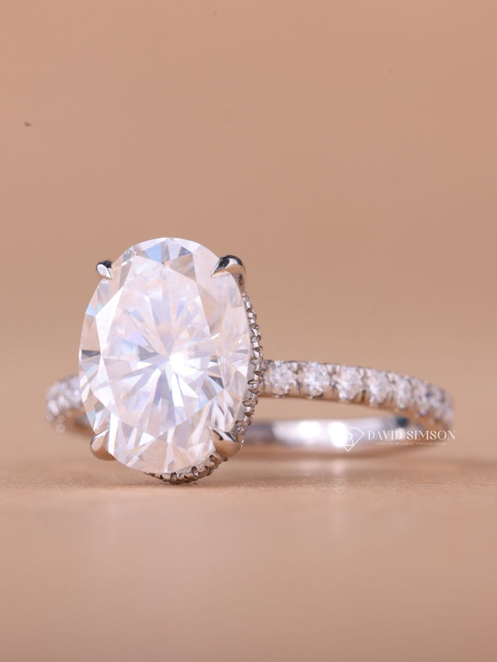 2.0CT-3.0CT Oval Cut Moissanite Diamond Hidden Halo Engagement Ring