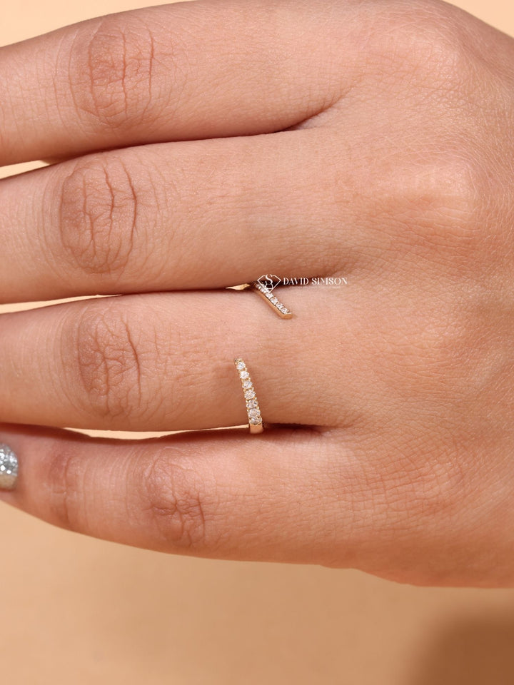 Round Cut Moissanite Diamond Open Unique Wedding Band