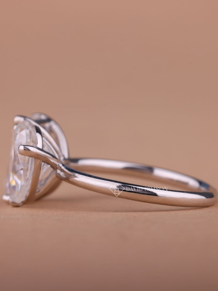 2.50CT Emerald & 2.0CT Pear Cut Moissanite Diamond Two Stone Engagement Ring