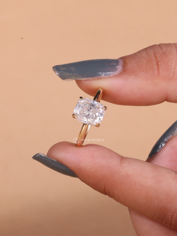 2.50CT-3.50CT Cushion Cut Moissanite Hidden Halo Diamond Engagement Ring