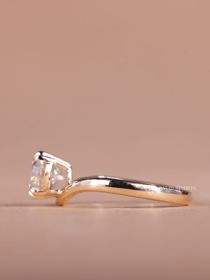 1.50CT-2.50CT East West Oval Cut Moissanite Diamond Wave Engagement Ring