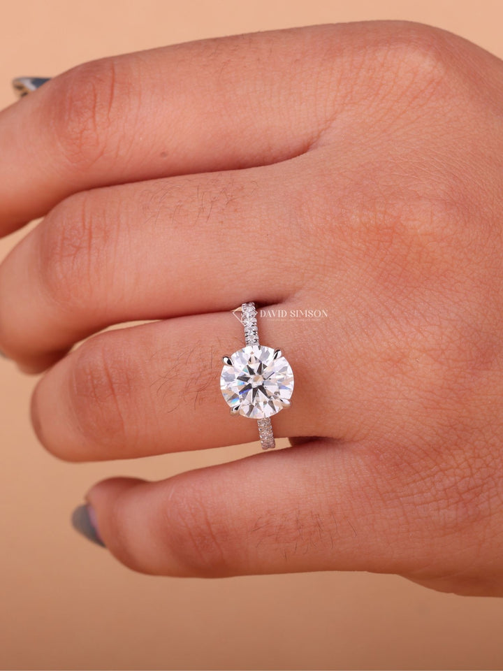 2.50CT-3.50CT Round Cut Moissanite Diamond Hidden Halo Engagement Ring
