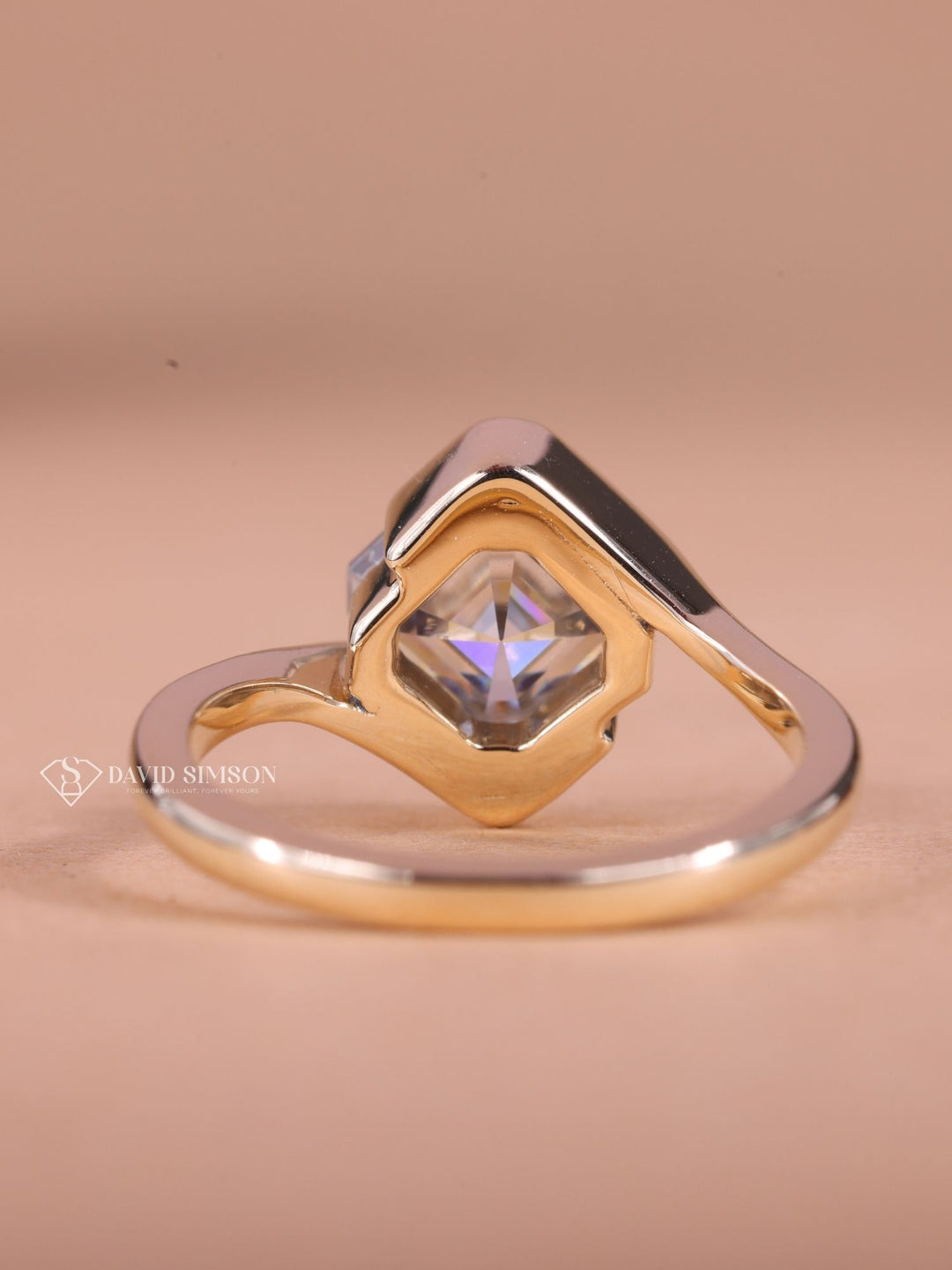 2.50CT-3.50CT Asscher Cut Moissanite Bypass Diamond Engagement Ring