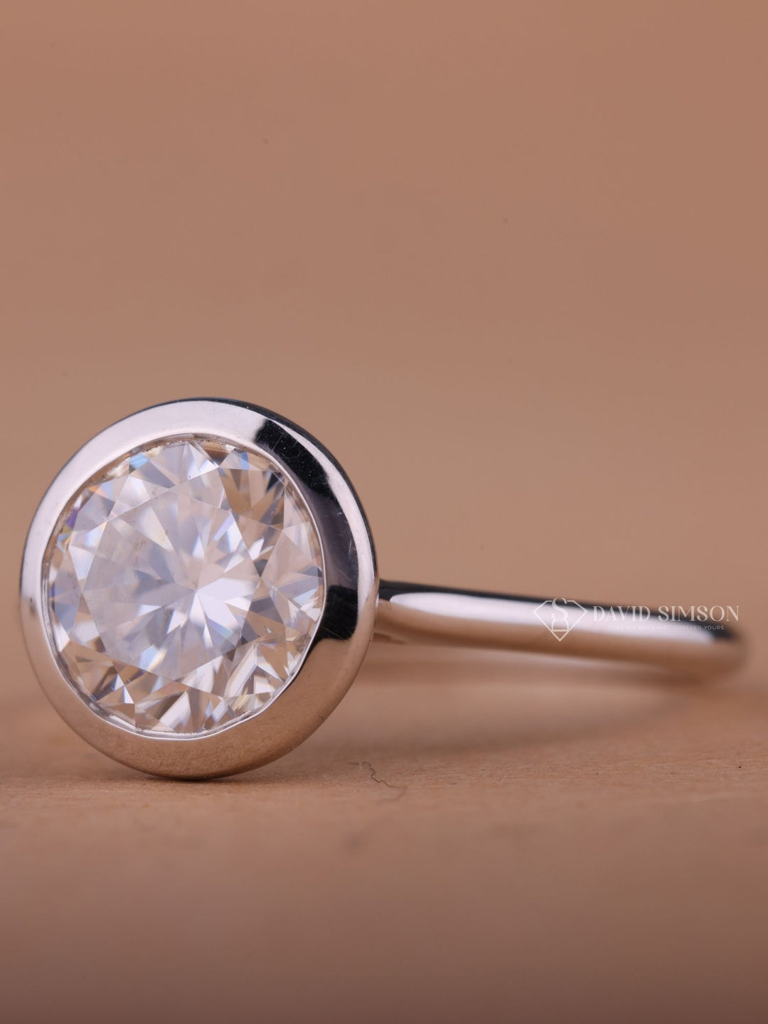 2.50CT-3.50CT Round Cut Moissanite Diamond Bezel Set Engagement Ring