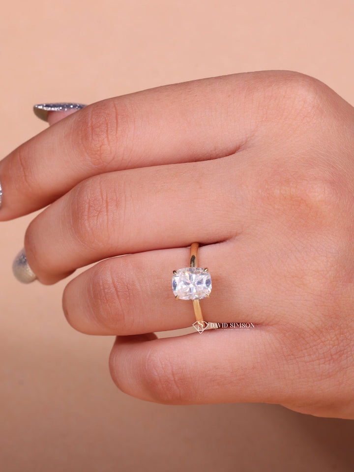 2.0CT-4.0CT Cushion Cut Moissanite Diamond Hidden Halo Engagement Ring