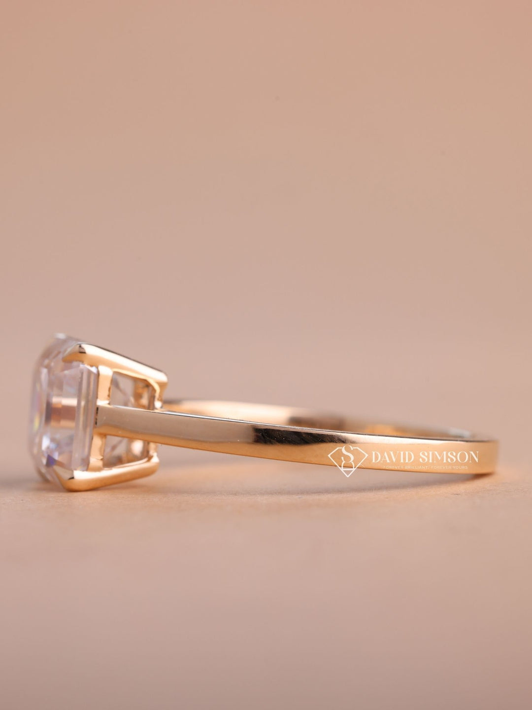 2.0CT-3.0CT Asscher Cut Moissanite Diamond Solitaire Engagement Ring