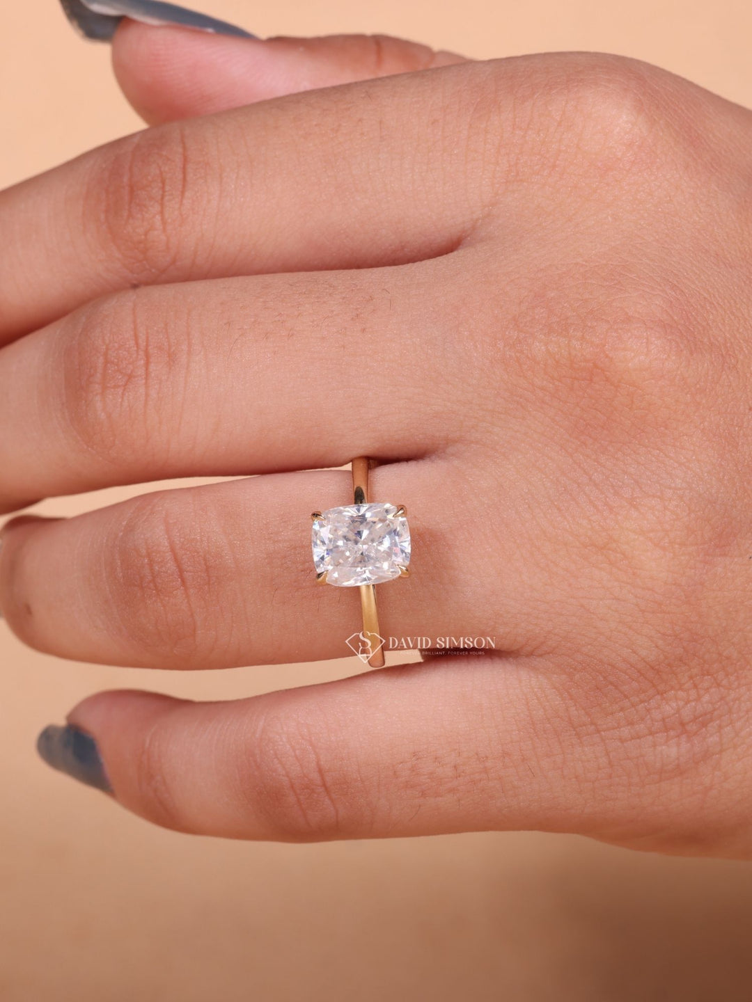 2.50CT-3.50CT Cushion Cut Moissanite Hidden Halo Diamond Engagement Ring