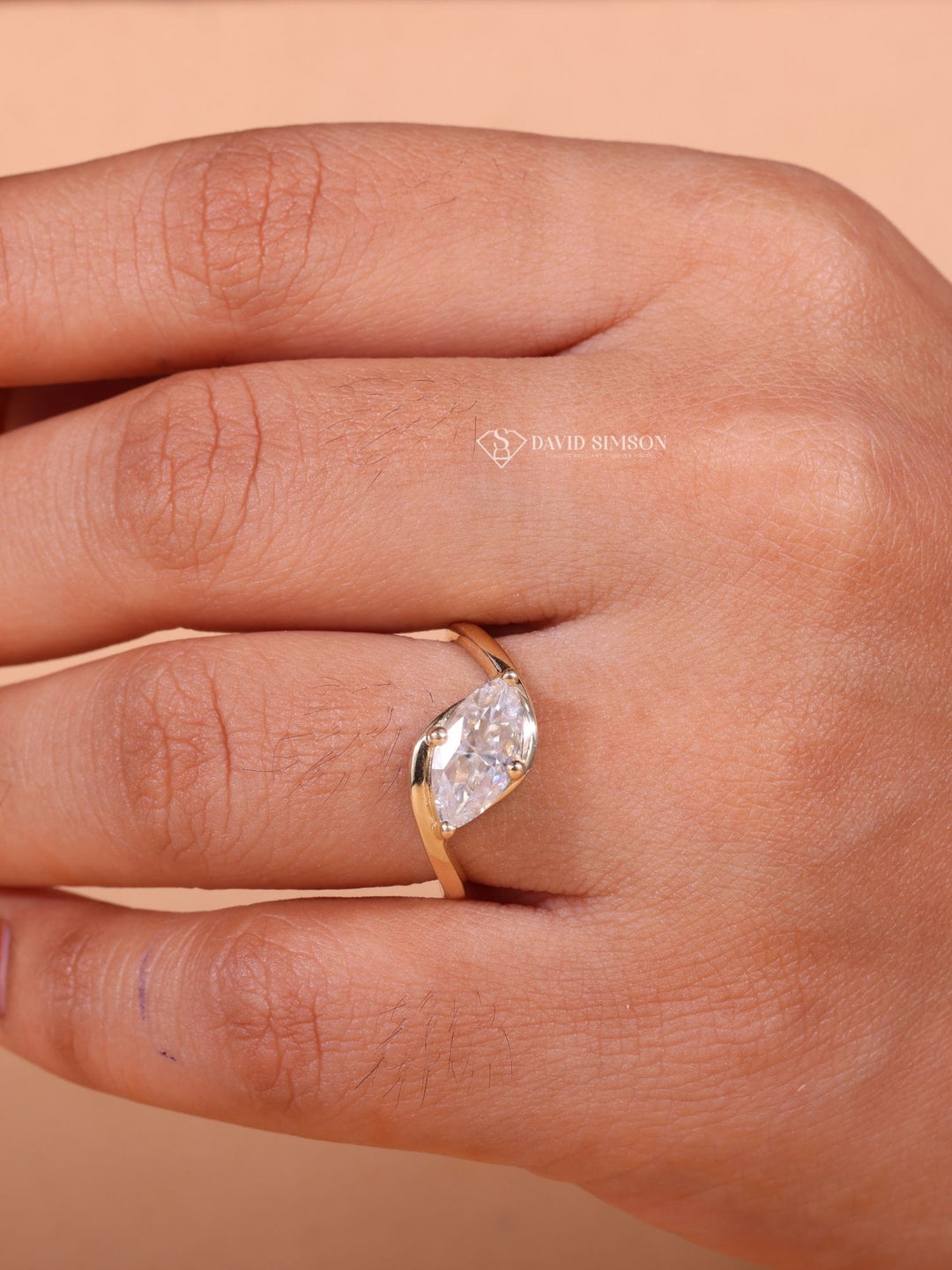 2.0CT-3.0CT Marquise Cut Moissanite Diamond East West Wave Engagement Ring