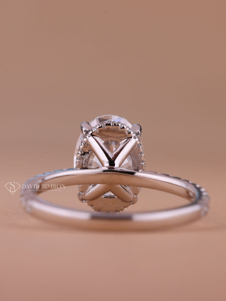 2.50CT-3.50CT Oval Cut Moissanite Hidden Halo Diamond Engagement Ring