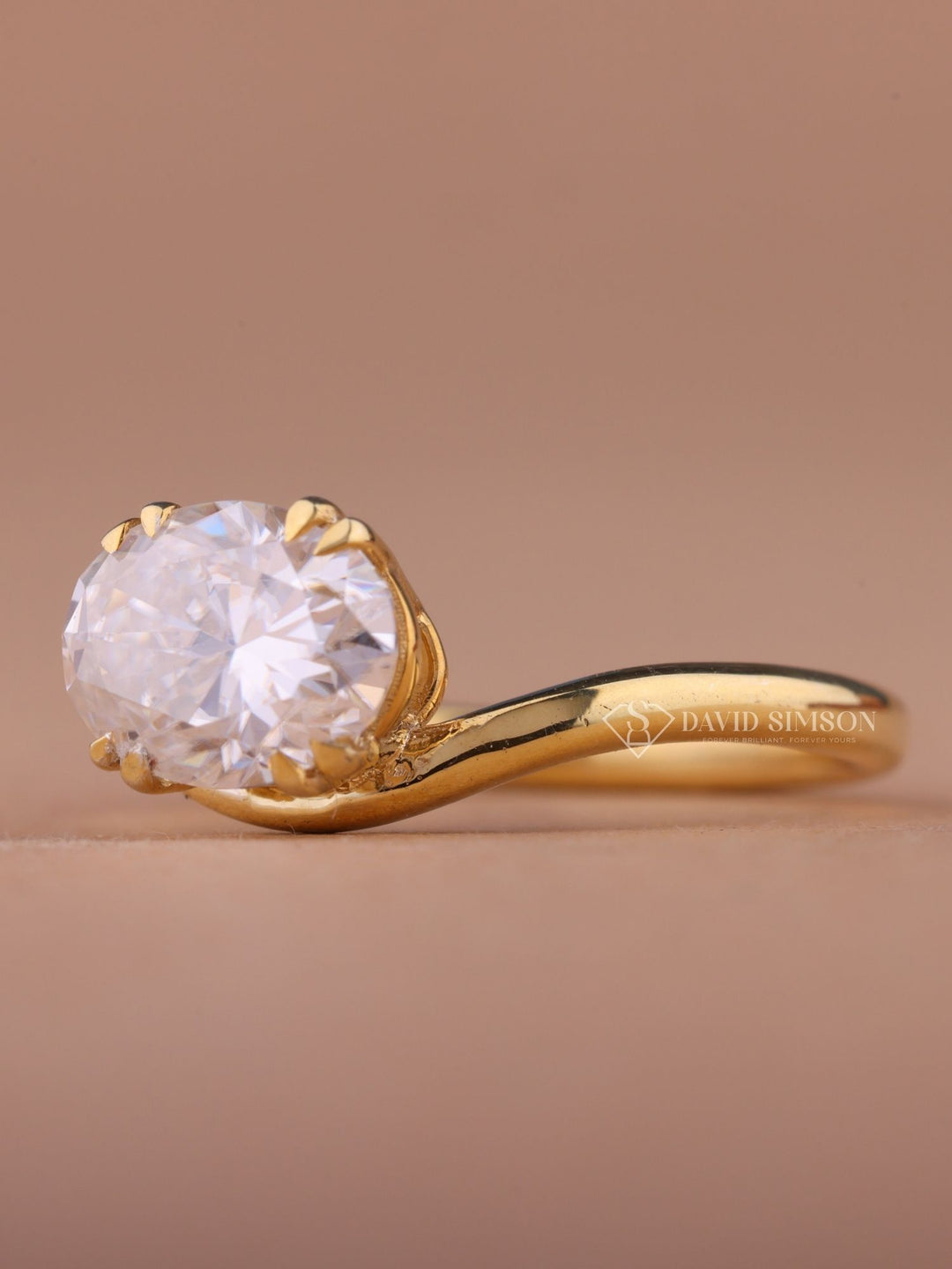 2.50CT-3.50CT Oval Cut Moissanite Diamond Unique Wave Engagement Ring