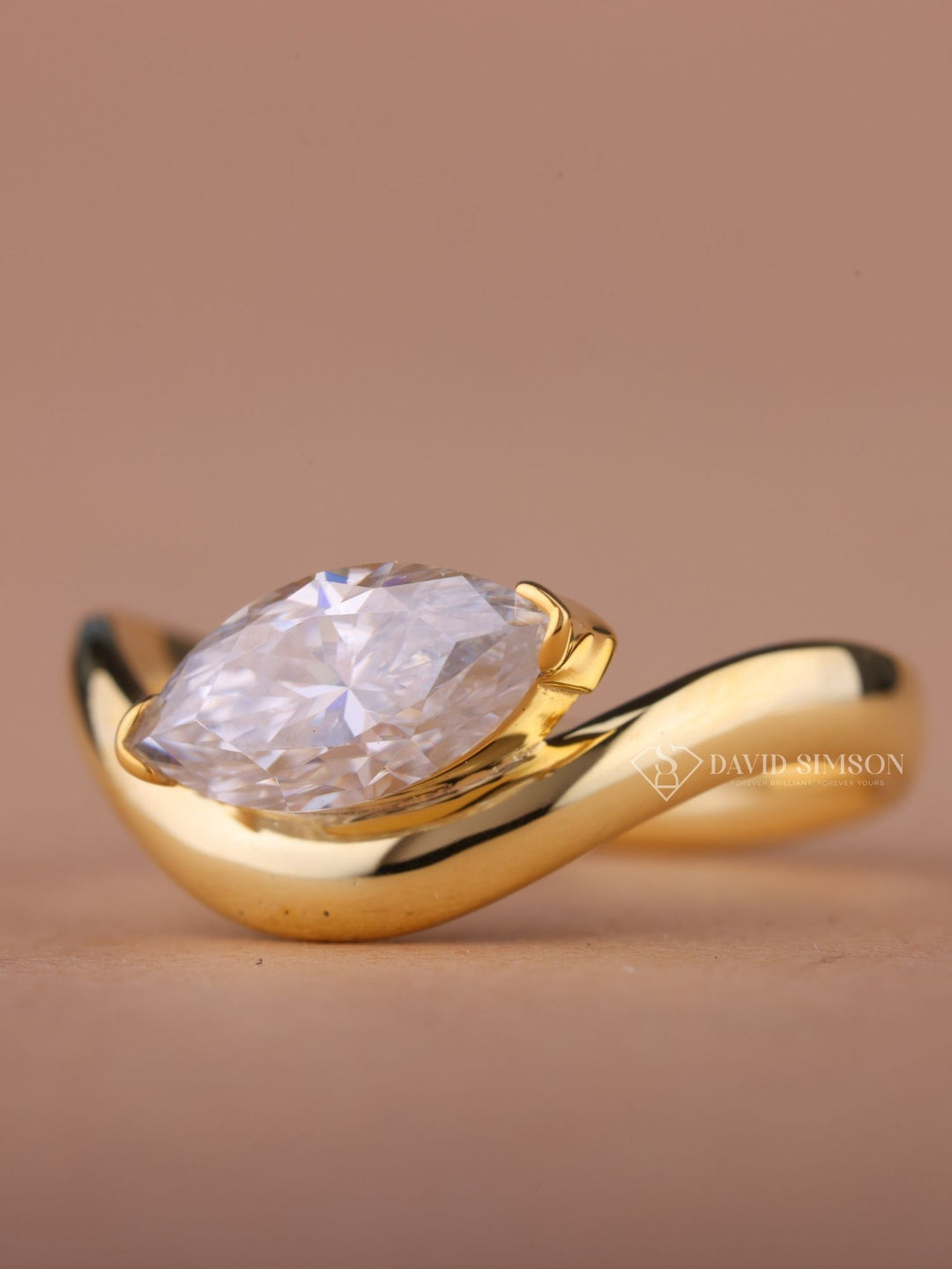 2.0CT-3.0CT East West Marquise Cut Moissanite Diamond Wave Engagement Ring