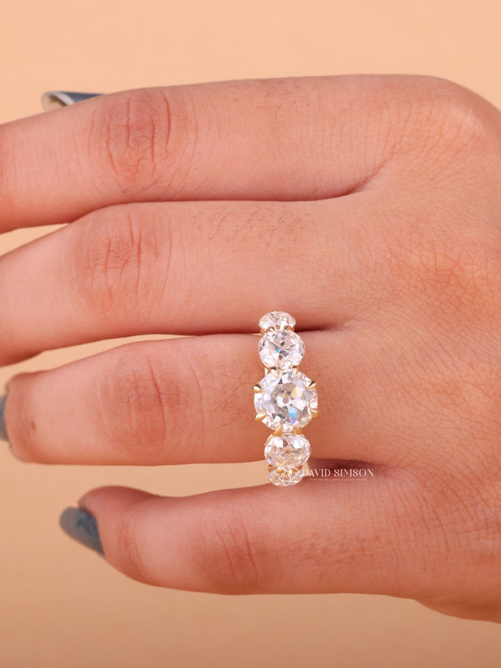 1.0CT-2.0CT Round Old Mine Cut Moissanite Diamond Five Stone Engagement Ring